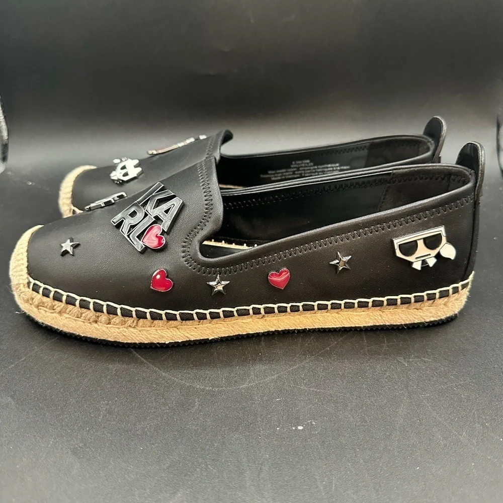 NWOB KARL LAGERFELD Malvie Logo Embellished Espadrilles Enamel Pins Black 8.5
